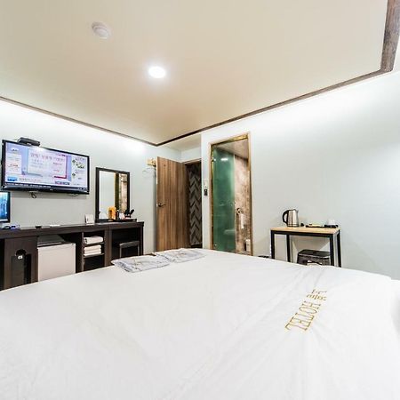 Noble Hotel Incheon Bagian luar foto
