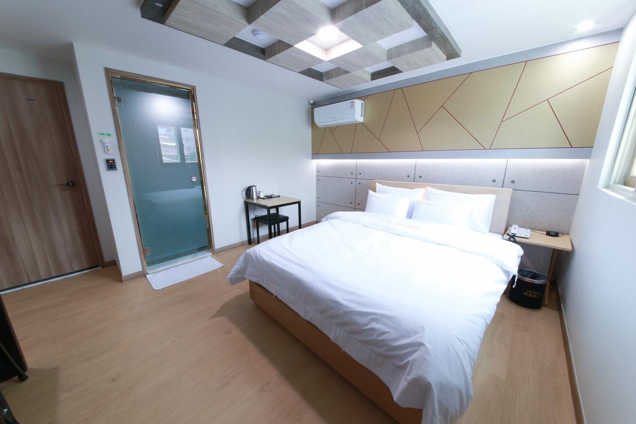 Noble Hotel Incheon Bagian luar foto