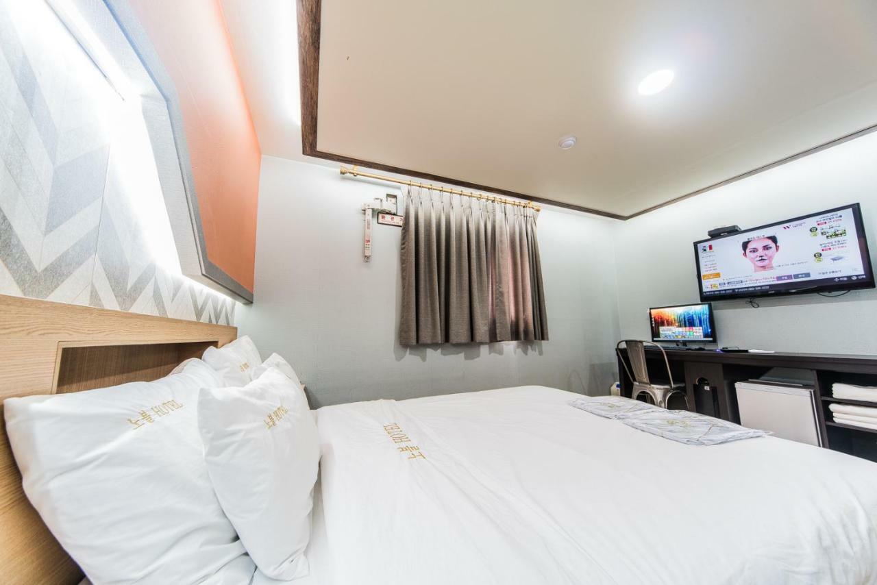 Noble Hotel Incheon Bagian luar foto