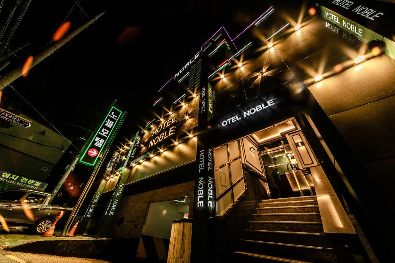 Noble Hotel Incheon Bagian luar foto
